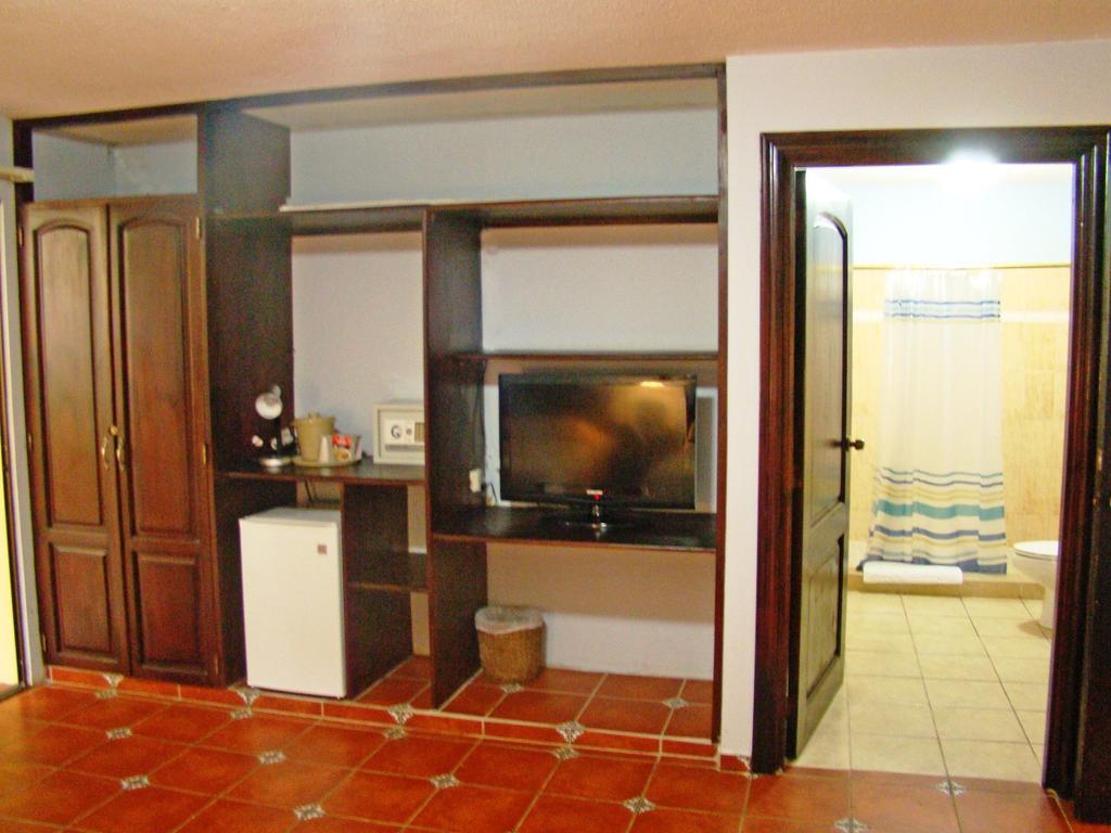 Hotel Colonnade Nicaragua Managua Room photo