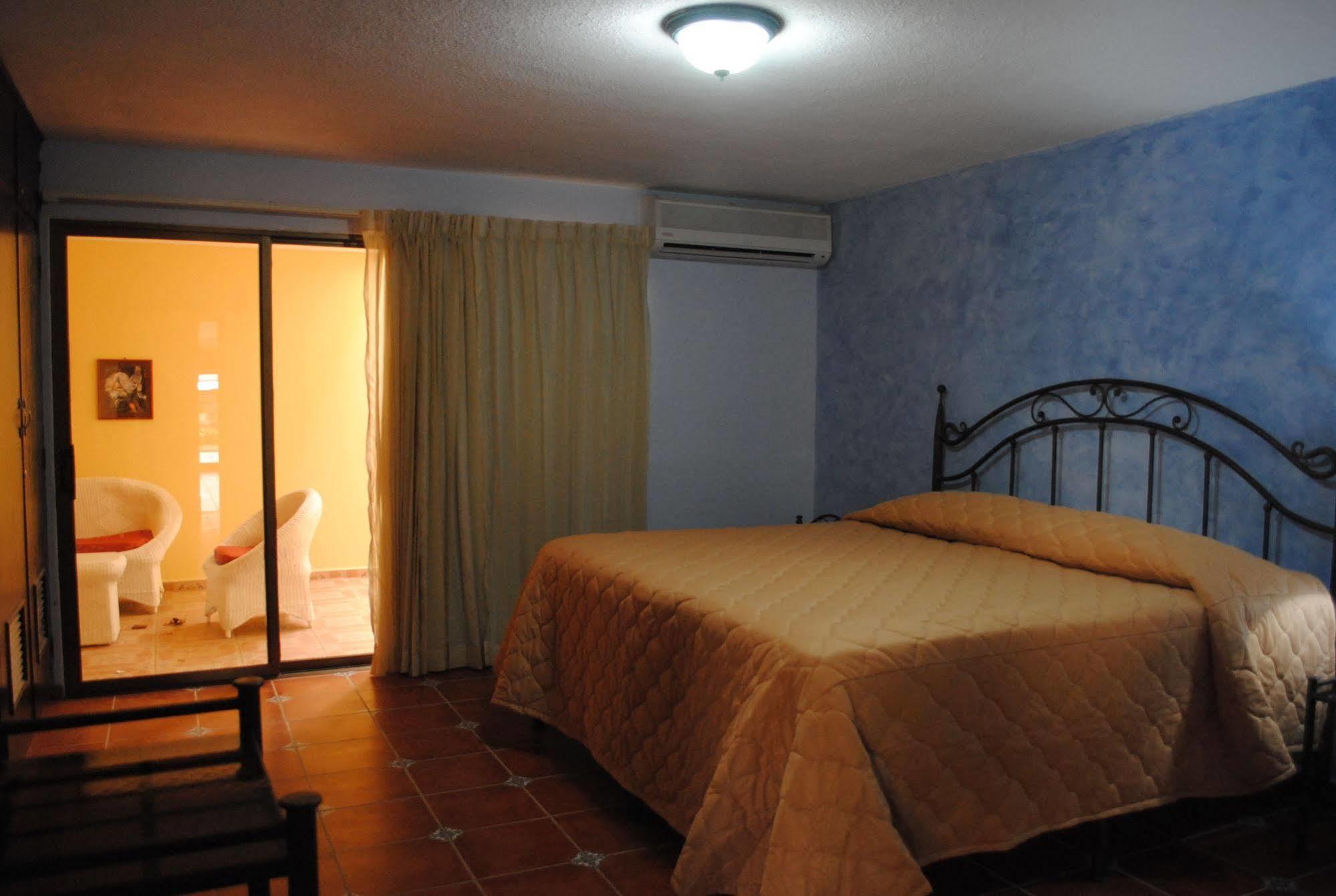Hotel Colonnade Nicaragua Managua Exterior photo